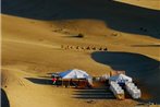 Dunhuang Desert Guest Camping Site