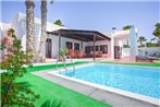 Costa Teguise Villa Sleeps 8 Pool Air Con WiFi