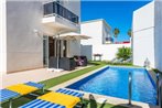 Playa de Fanabe Villa Sleeps 8 with Pool Air Con and WiFi