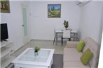 15 Minutes walk to the city centre and beach 3 bedroom Apartment Deluxe -esp1yr