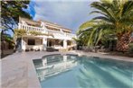 Haven of peace in Cap d'Antibes heated swimming pool close to the beaches