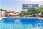 Apartment Villa Odesa with private pool