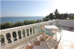 Apartments and rooms by the sea Tkon