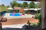 Family friendly apartments with a swimming pool Ostarski Stanovi