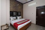 OYO 10347 Hotel Deepak