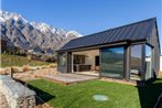 Remarkable Vista - Queenstown Holiday Home