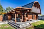 Cosy Warm Log Cabin - Ohakune Holiday Home