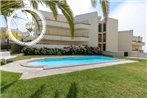 Bela Vista Apartment (Pool & Sea View) Ideal for families & Couples