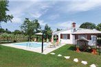Three-Bedroom Holiday home Rovinj with a Fireplace 05