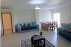 2 Bed Apartment with com Pool