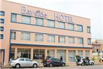 Bayside Hotel 100 Pixley Kaseme Street (West Street)