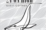 24 ON HIGH - Guest Cottage