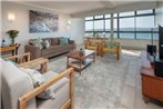 Walker Bay Luxury Seafront Apartment